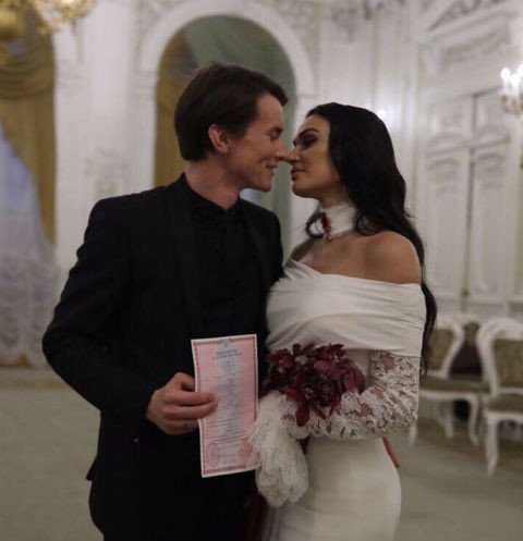 Алёна Водонаева вышла замуж