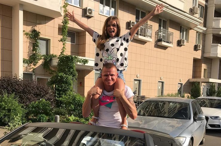 Дмитрий Тарасов не собирается платить задолженность по алиментам бывшей жене